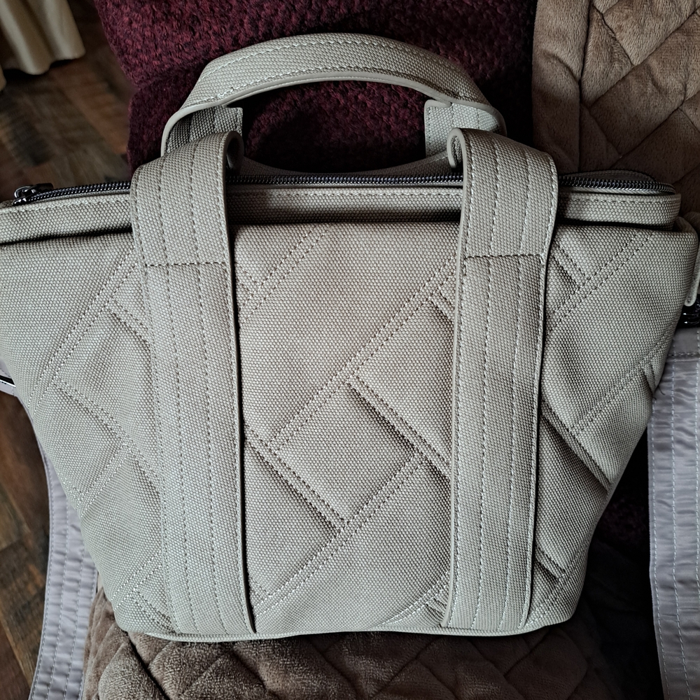 Lug Dory Matte Luxe VL Crossbody Bag Sand (North Star Cream interior) - Picture 2 of 5